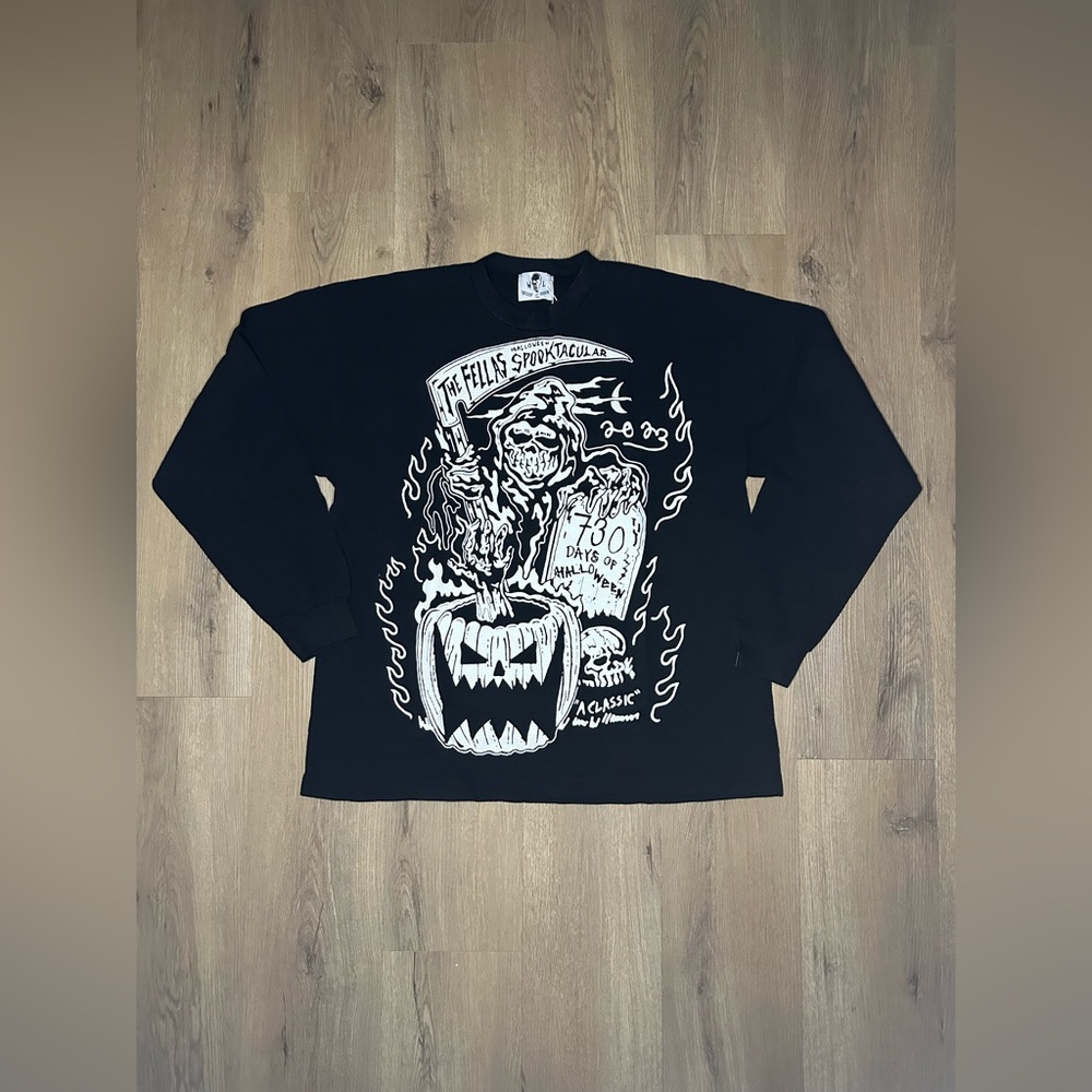 Warren Lotas x Asspizza Fella’s Spooktacular ‘Black’ Thermal